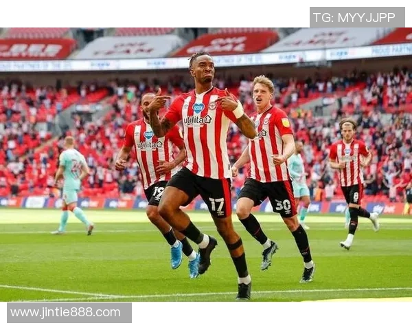 伯明翰主场迎战沃特福德争夺英冠积分榜关键战役 伯明翰主场迎战沃特福德争夺英冠积分榜关键战役