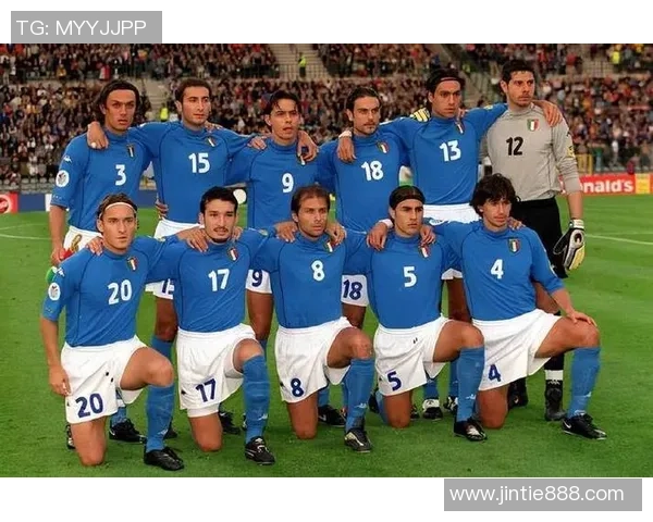 意大利与西班牙历史交锋回顾决赛中的经典对决与传奇瞬间 意大利与西班牙历史交锋回顾决赛中的经典对决与传奇瞬间